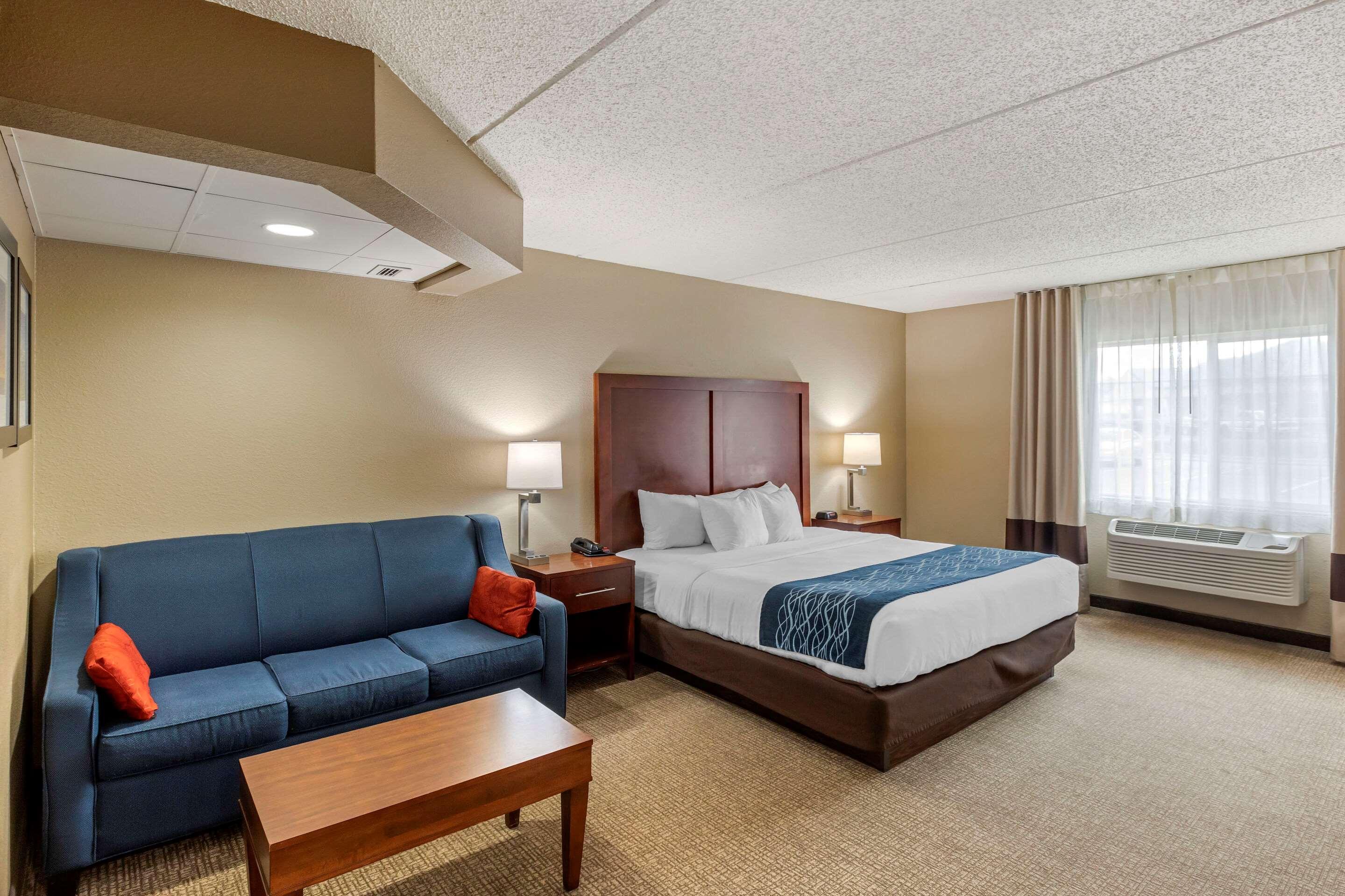 Comfort Inn & Suites Jackson - West Bend Eksteriør bilde