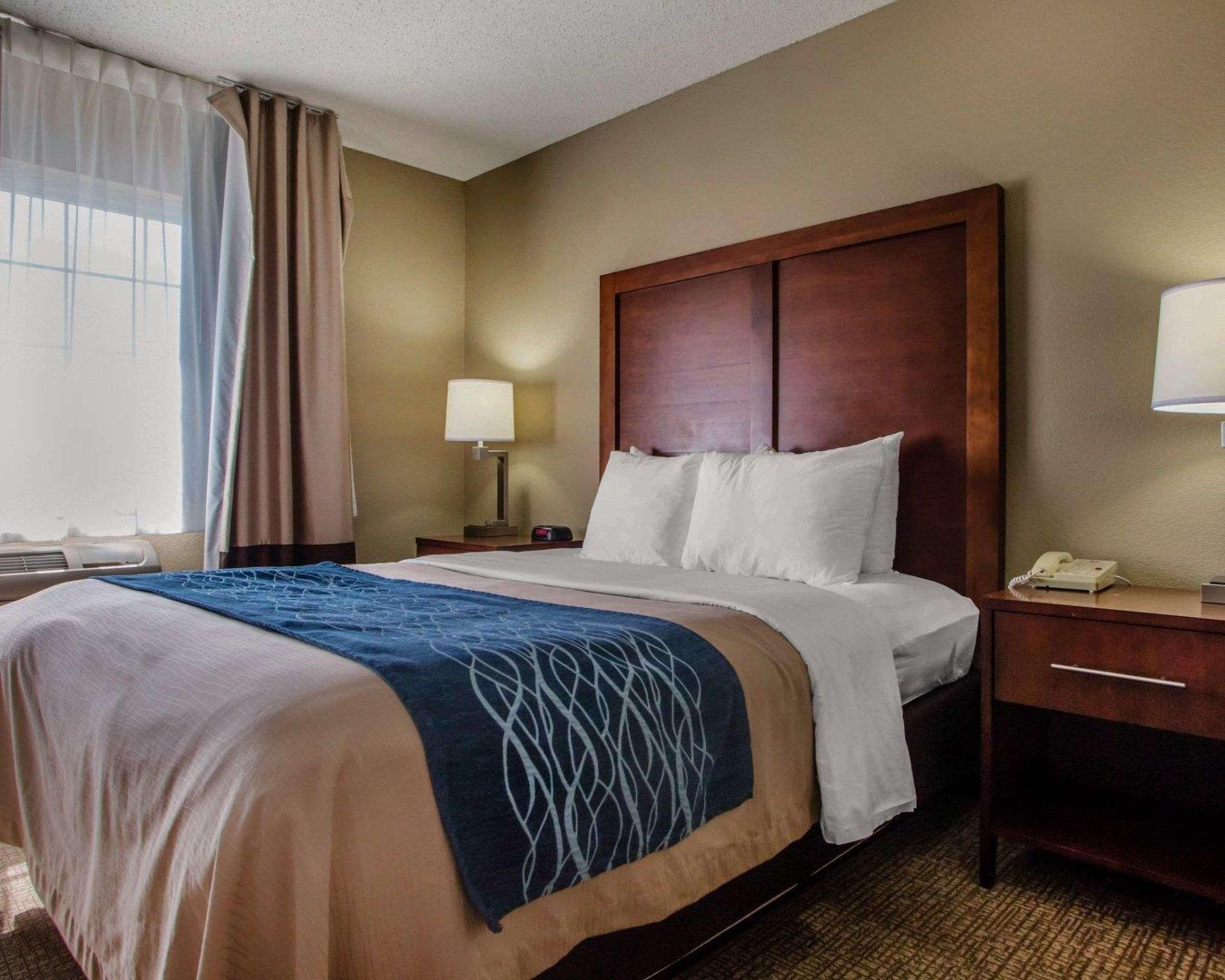 Comfort Inn & Suites Jackson - West Bend Eksteriør bilde