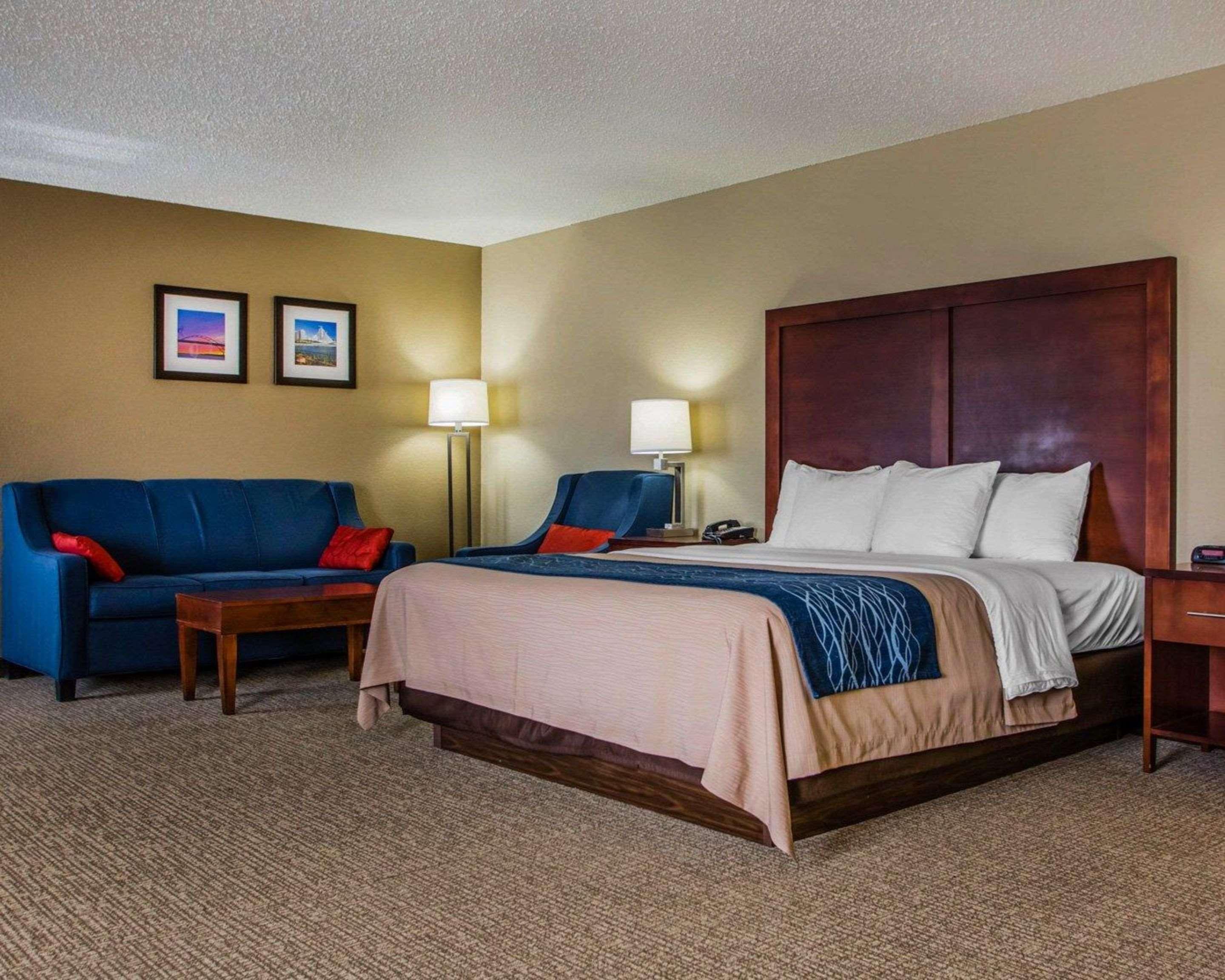 Comfort Inn & Suites Jackson - West Bend Eksteriør bilde