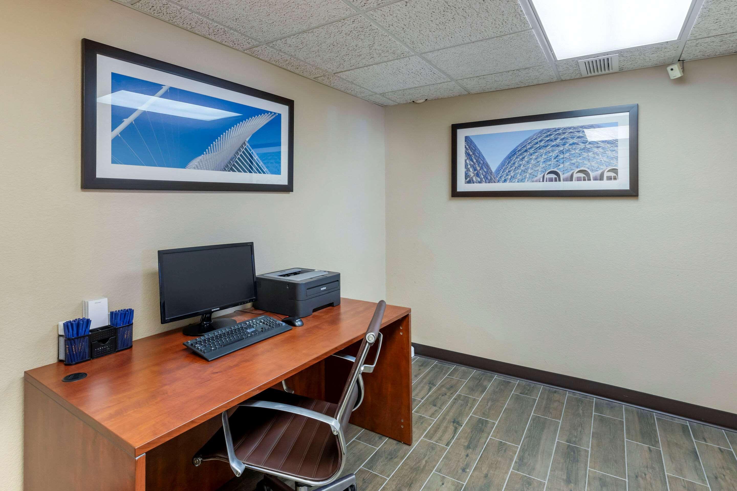 Comfort Inn & Suites Jackson - West Bend Eksteriør bilde